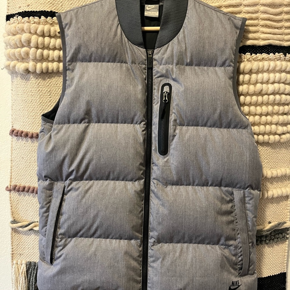 Men’s Nike Puffy Vest